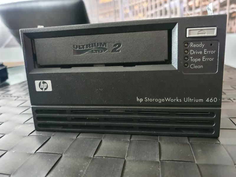 Internal HP Ultrium 460 tape drive front view